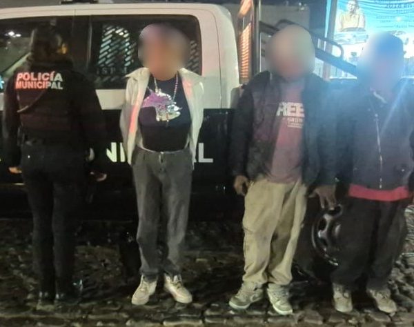 🚨🏠 Sorprenden a mujer y dos hombres intentando&hellip;