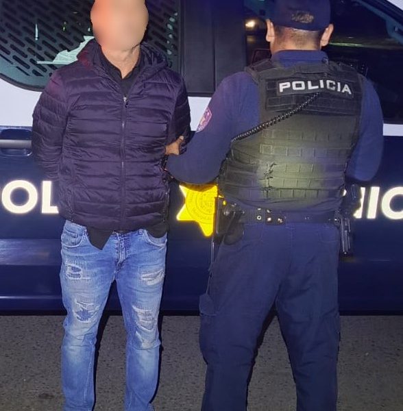 🚨😱 Intentó sobornar a policías en Querétaro… terminó&hellip;