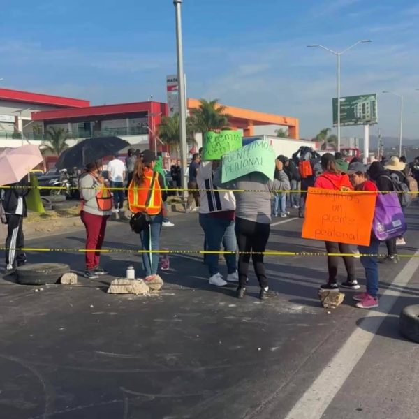 🚧 Vecinos bloquean el Libramiento Norponiente tras muerte&hellip;
