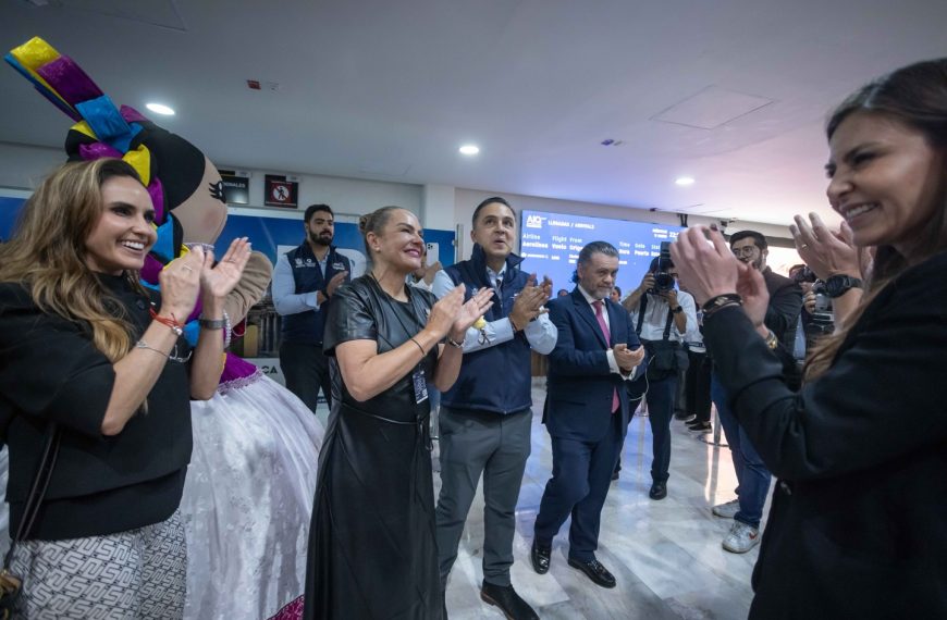 🚨✈️ Regresan 52 Queretanos que estaban&hellip;