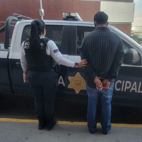 🚨 Menor es sorprendido robando ropa en tienda&hellip;