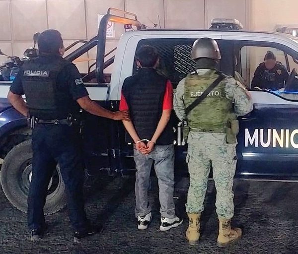 🚨 ¡Menor de edad intenta huir de la&hellip;