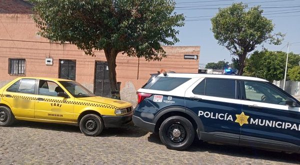 🚨 Recuperan auto robado en Lomas de Casa&hellip;