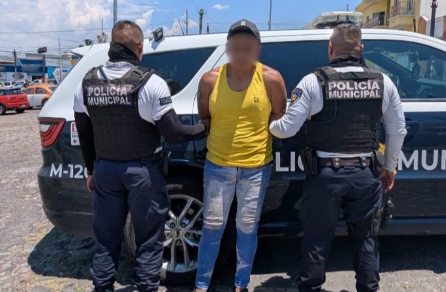 🚔🔥 Se pasa el alto y&hellip;