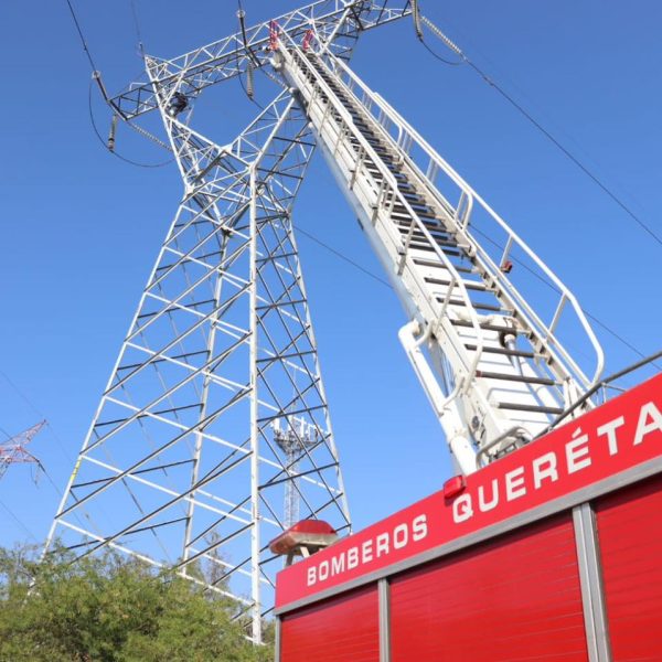 🚨⚡ Rescatan a hombre en torre de alta&hellip;