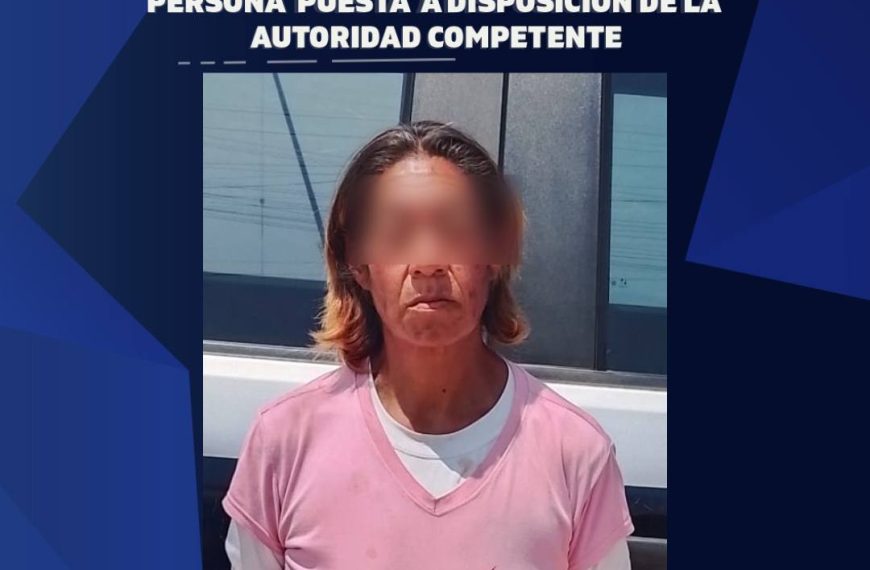 🚨🔥 Mujer roba en bodega y lanza objeto&hellip;