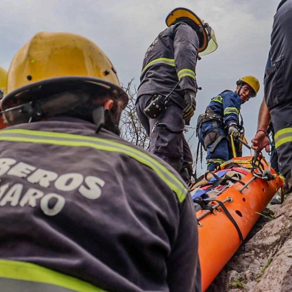 🚨🌊 Rescate de alto riesgo en presa Santa&hellip;