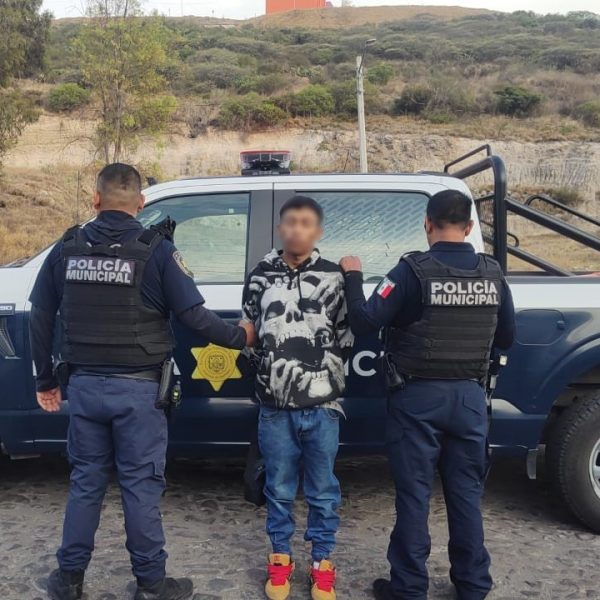 🚨🔪 Capturan a sujeto con machete de 45&hellip;