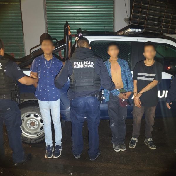 🚨👕 Tres sujetos fueron captados robando un negocio&hellip;