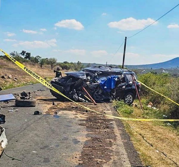 🚨💥 Choque frontal entre camión y camioneta deja&hellip;