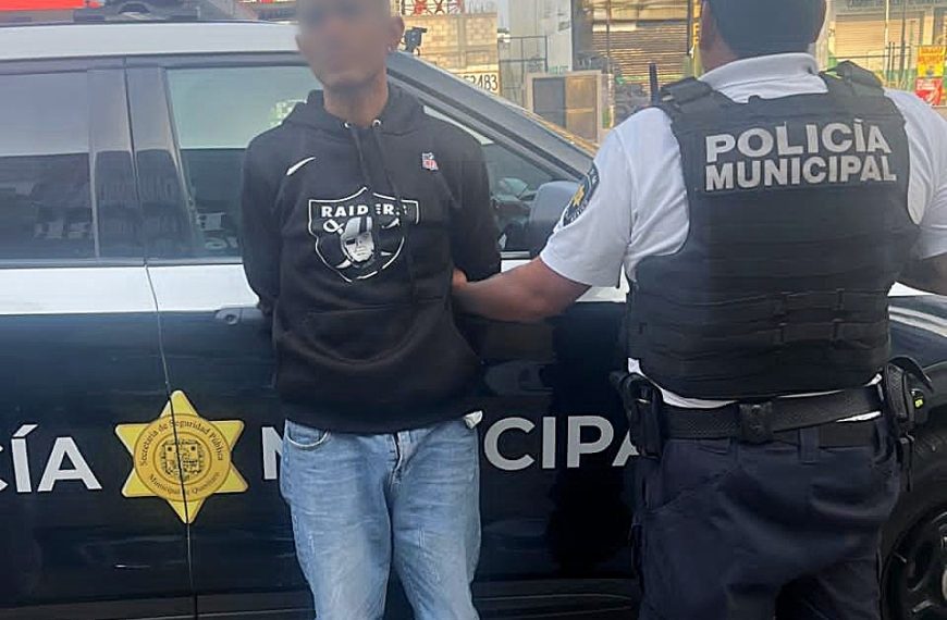 🚔💊 Intentaron deshacerse de bolsa con&hellip;
