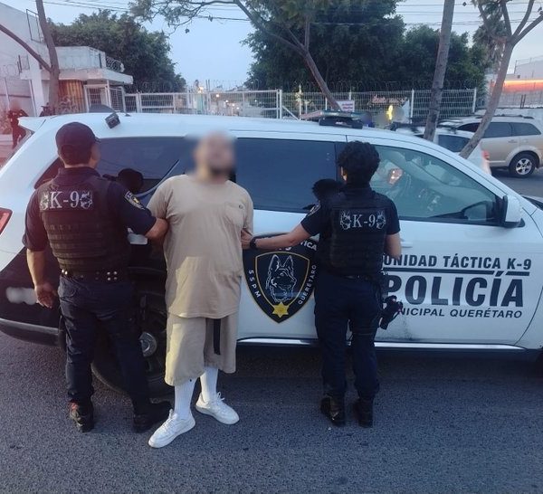 🚨 Intentó deshacerse de la droga, pero fue&hellip;