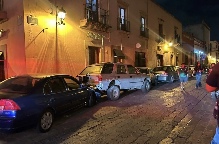 💥🚗 Celebraban la victoria de México&hellip;