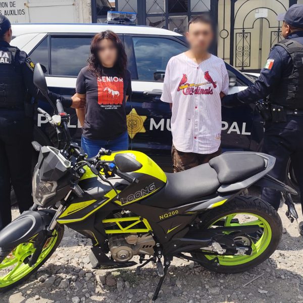 🏍️🚔 Roban motocicleta en Eduardo Loarca y son&hellip;