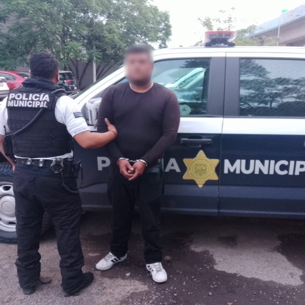🚔 Detienen a motociclista en Lomas de Casa&hellip;