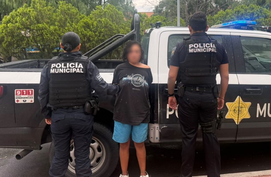 🚨😡 ¡Intentó ayudar y terminó agredida!&hellip;