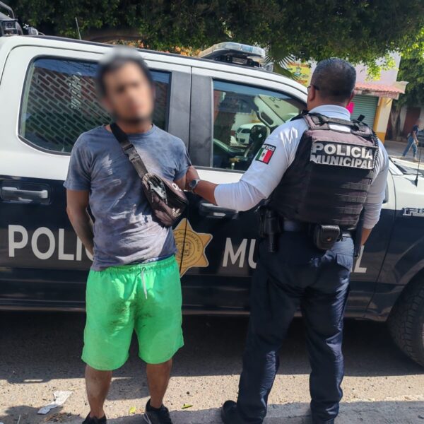 🚨🔫 ¡VIO A LA POLICÍA Y SALIÓ CORRIENDO!&hellip;