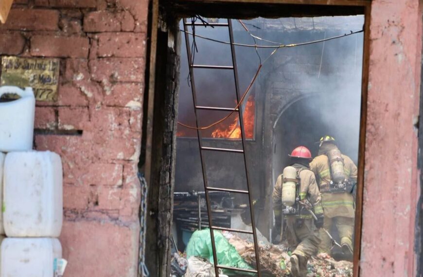 🔥🚨 ¡Arde inmueble con material de&hellip;