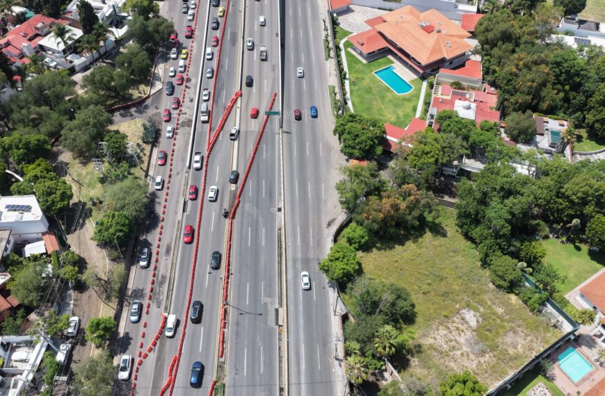 🚗🚧 ¡EL CONTRAFLUJO CAMBIA BERNARDO QUINTANA! Subió 20%&hellip;